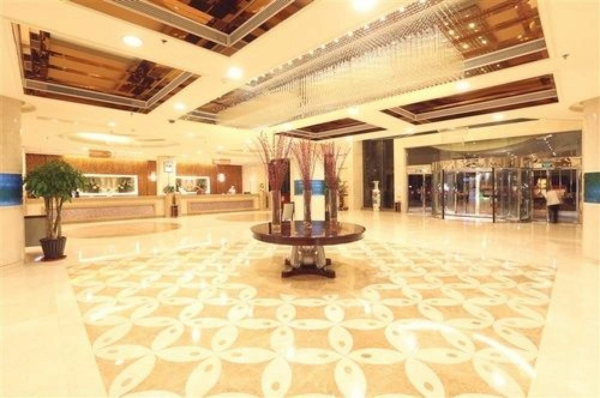 Qingdao Kuaitong International Hotel Exterior foto